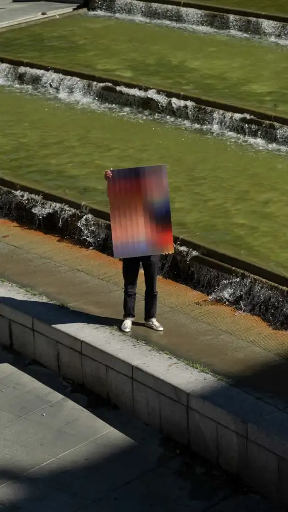 Sunrise : image du shooting, du rendu ou de la vidéo de l’œuvre.